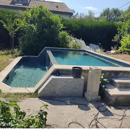 Marjorie Indep. Dans Maison Particulière