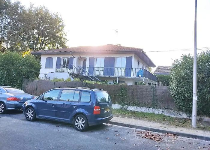 Marjorie Indep. Dans Maison Particulière